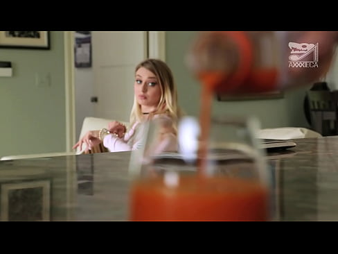 ❤️ ცხელ გოგონას დიდი ძუძუებით და მჭიდრო ფუტკრით ართმევს მამლის დამარცხებულს, მაგრამ ძალიან მძიმედ სექს ვიდეო ჩვენთან ❤